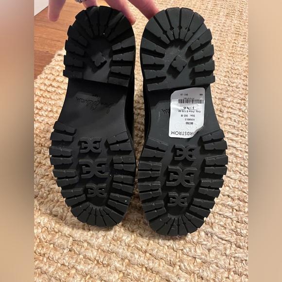 Sam Edelman Laguna Waterproof Chelsea Boot - Picture 8 of 14